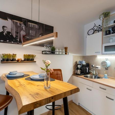 Premium Apartment Inspiriert Von Marilyn Monroe-Bremen City Center Exterior foto